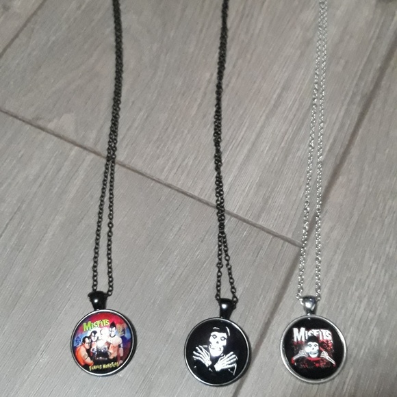 New the misfits punk necklace bundle - Picture 1 of 4